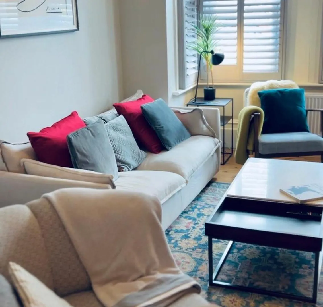 Stylish Brighton Haven, Sleeps 1 To 7, Free Parking Villa Tatil Evi
